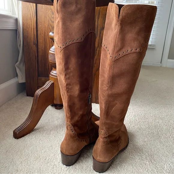 Frye Ray Grommet Brown Suede Women's Boots 9.5 NWOT