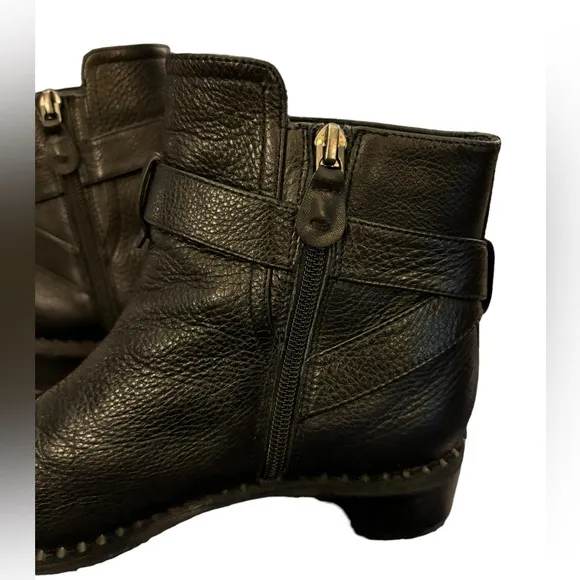 Gentle Souls‎ by Kenneth Cole Women’s Black Leather Best Moto Booties Size 7.5
