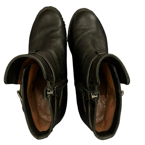 Gentle Souls‎ by Kenneth Cole Women’s Black Leather Best Moto Booties Size 7.5