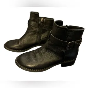 Gentle Souls‎ by Kenneth Cole Women’s Black Leather Best Moto Booties Size 7.5