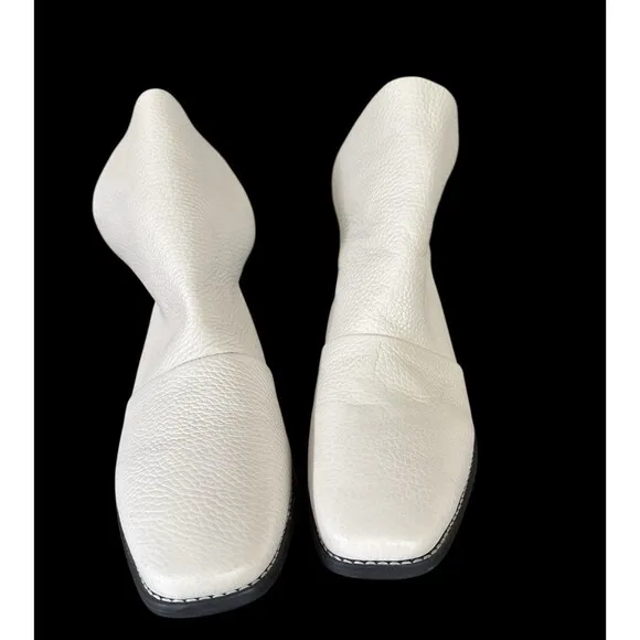GOLO Scrunch Leather Bootie Back Zip Draped Ankle Boots Size 8 Womens White