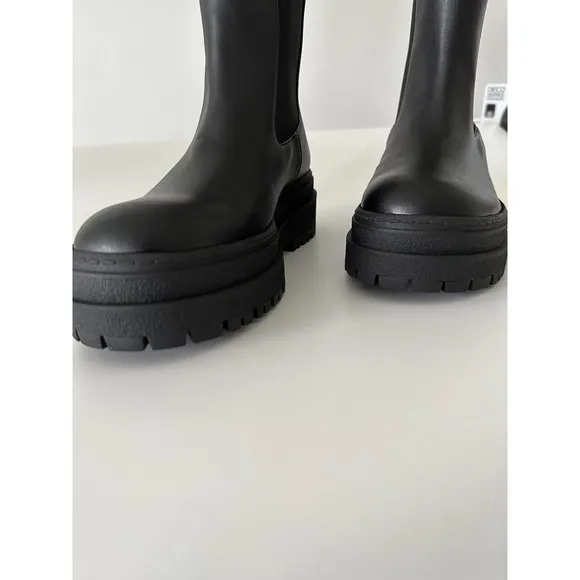 Good American Black Leather Chelsea Boot Womens SIZE 9.5 NEW