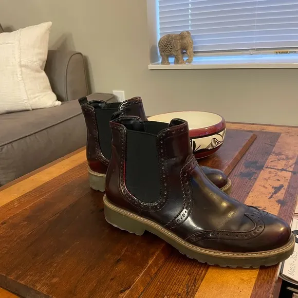 Graceland Havana V. Leather Chelsea Bootssize 8.5