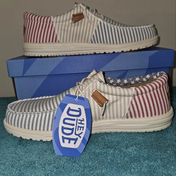 Hey Dude Wally Tri Seersucker Blue Red Slip-On Casual Shoes Men's Size 12