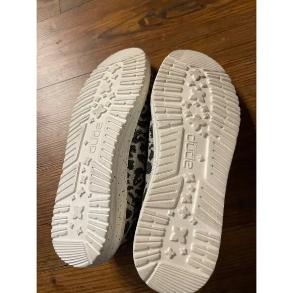 Hey Dude Women's Wendy Silk Moon Slip-On Shoes &amp; Misty Woven Cheetah 7 US  New