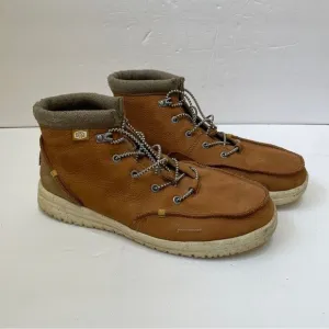HEY DUDE BRADLEY LEATHER BOOTS IN BROWN