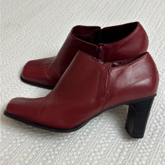 Hillard &amp; Hanson Burgundy Red Leather Ankle Boots Size 8.5 Retro Streetwear Boho