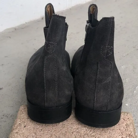 H London Chelsea boots
