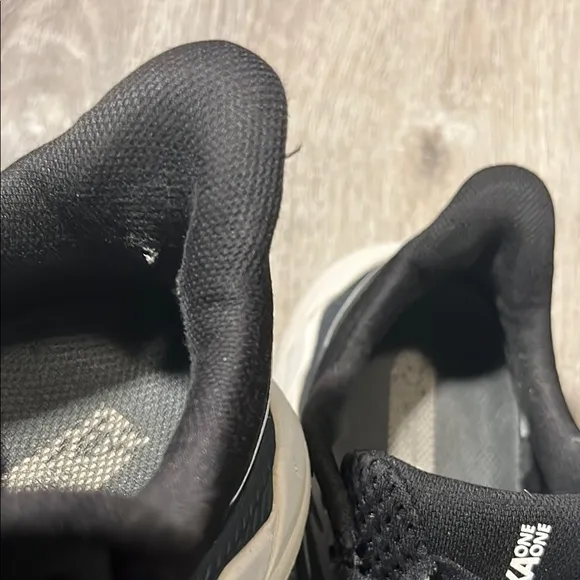 Hoka One One Arahi 5 Black and White Athletic Shoes