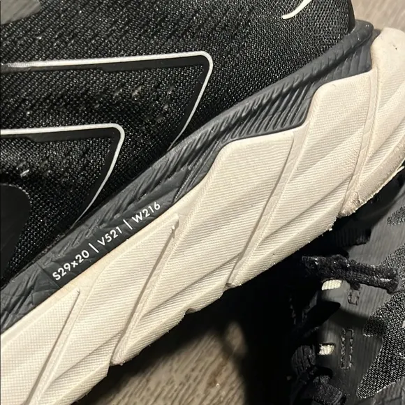 Hoka One One Arahi 5 Black and White Athletic Shoes
