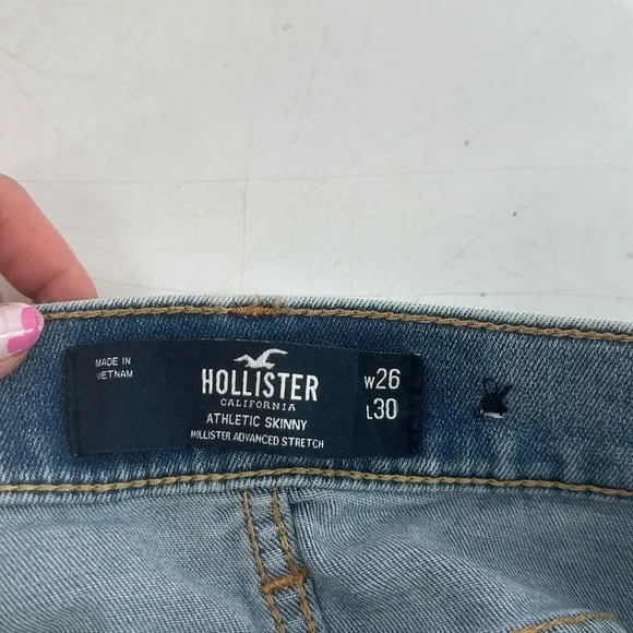 Hollister Light Wash Blue Denim Distressed Athletic Skinny Jeans Size 26X30