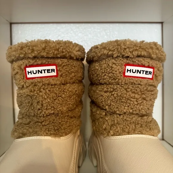 Hunter Womens Fleece Sherpa Faux Fur Tan Snow Boots Pull On Waterproof Insulated