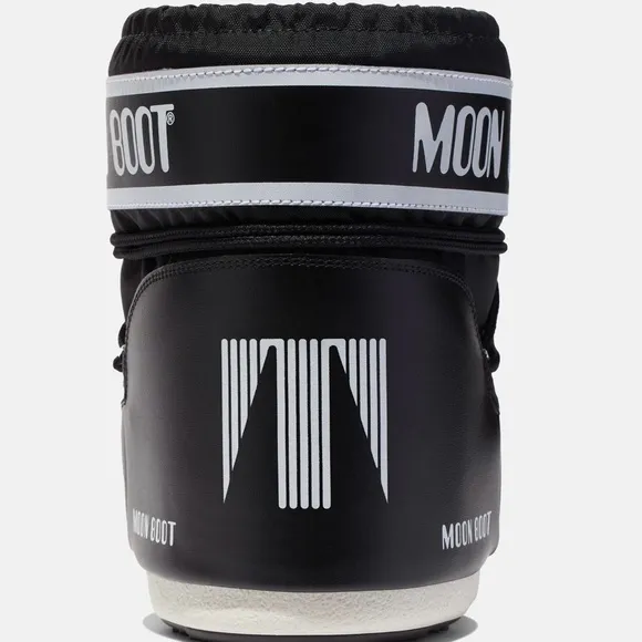 Iconic Low Black Nylon Moon Boots (NWT)