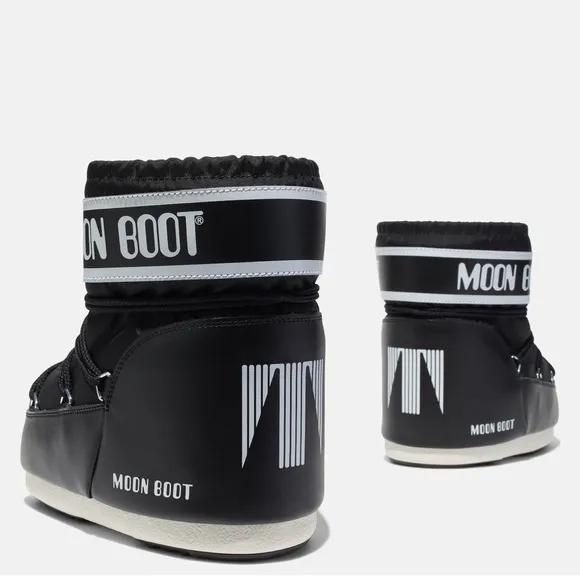 Iconic Low Black Nylon Moon Boots (NWT)