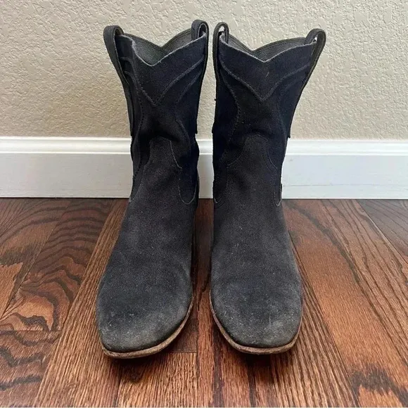 I.N.K. Made in Italy Black Leather Pull On Chelsea Booties Boots 39 Sz US 8-9