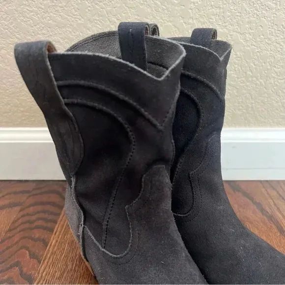 I.N.K. Made in Italy Black Leather Pull On Chelsea Booties Boots 39 Sz US 8-9