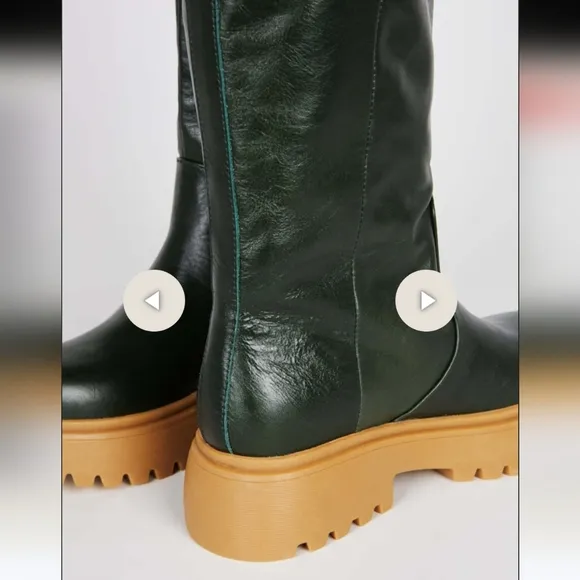 Intentionally leather boots