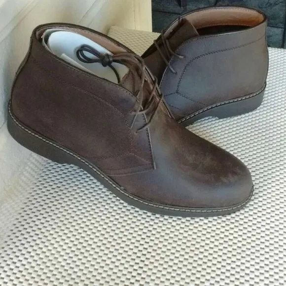Izod boots