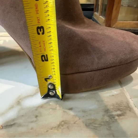 Jessica Simpson beige/taupe suede platform stiletto heeled boots