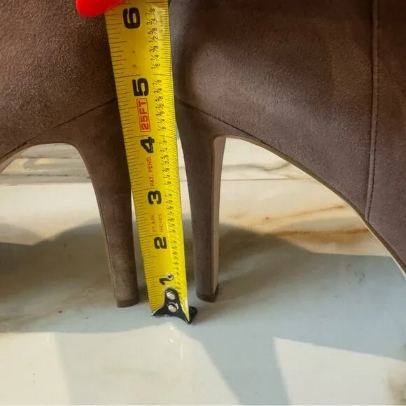 Jessica Simpson beige/taupe suede platform stiletto heeled boots