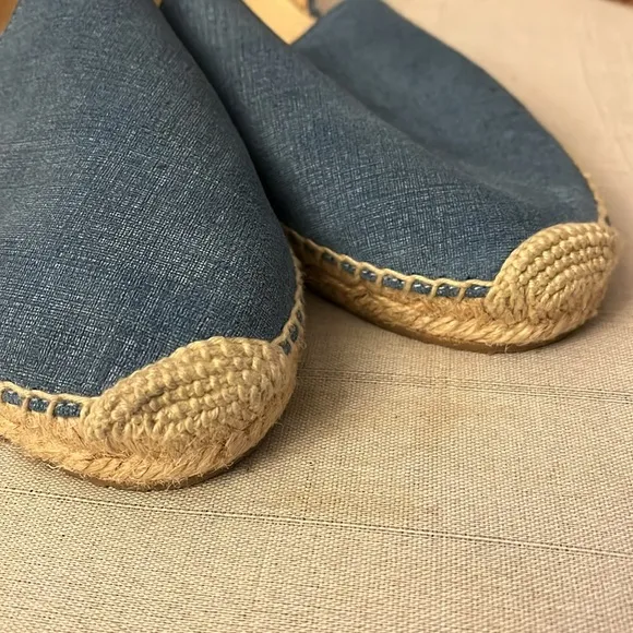 JIMMY CHOO  Espadrille Flats blue 9