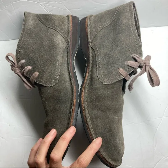 John Varvatos Mens Suede Chukka Boots 10M Lace Up Gray Leather