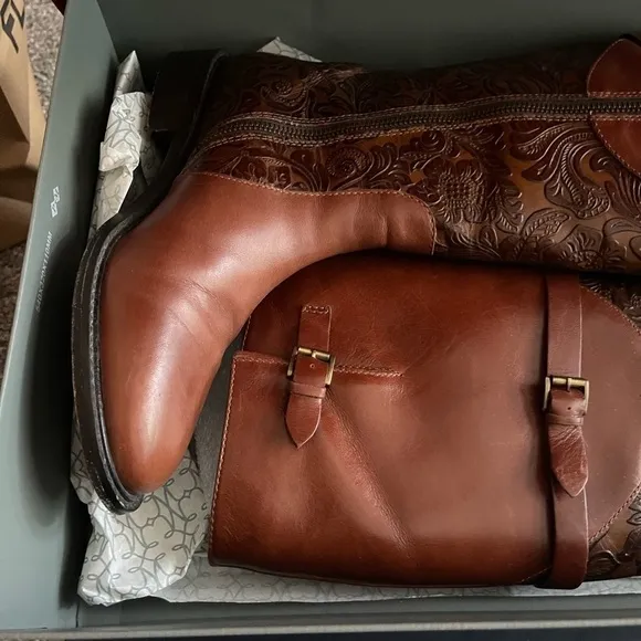 JOHNSTON &amp; MURPHY Lyla Tall Boots