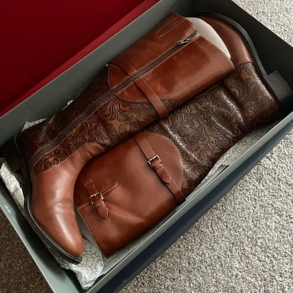 JOHNSTON &amp; MURPHY Lyla Tall Boots