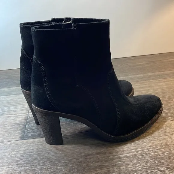 Johnston &amp; Murphy woman’s leather suede boots size 8 (a223)