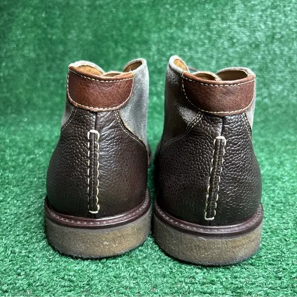 Johnston and Murphy Chukka Boots Mens Size 11.5 Suede Gray Shoes Sheepskin