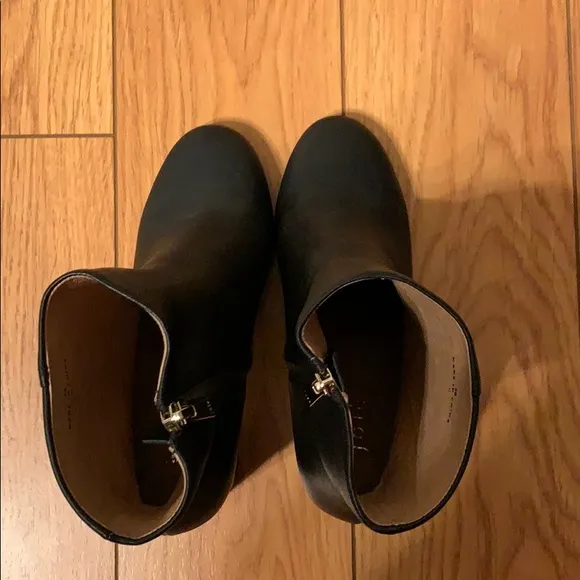 Joie Lorring Boots real leather boots.