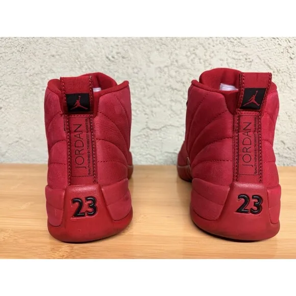 Jordan 12 Retro Gym Red (2018) - Size 10.5 ( 130690-601 )