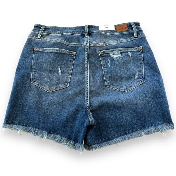Judy Blue Hot Girl Summer Dark Wash Destroyed Fray Hem Shorts Size 2X NWT