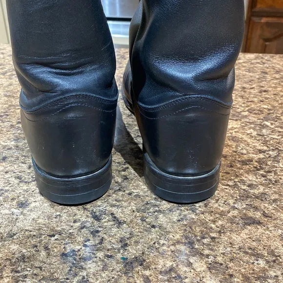 Justin boots men’s leather boots made in Mexico size 10.5 D