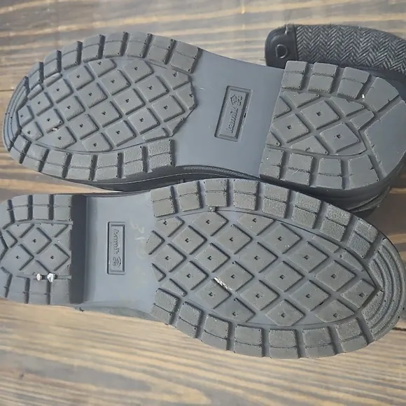 Kamik Thinsulate Boots Size 9