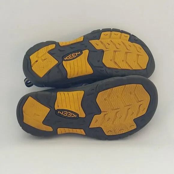 Keen Hiking Sandals Size 4