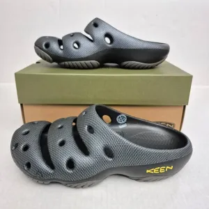 Keen Men's Size 8 Yogui Arts Slides - Graphite 1002036 New in Box