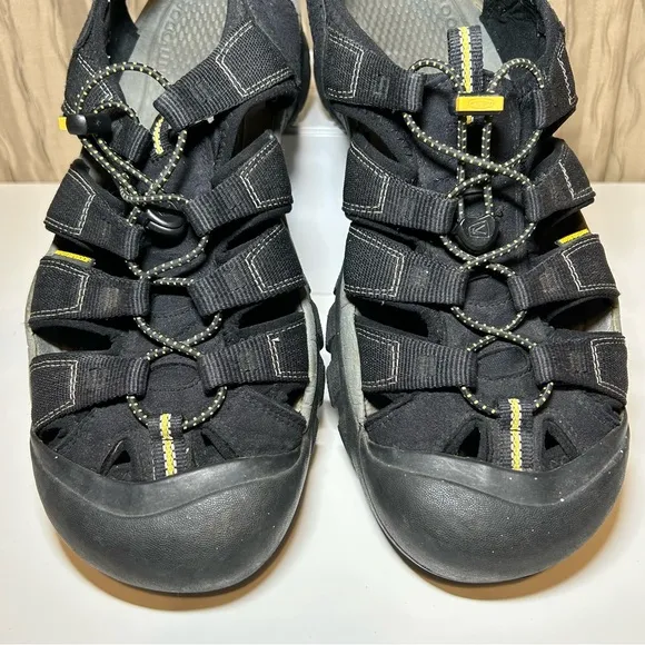 Keen Newport H2 Men's 14 Water Hiking Closed Toe Sandals Athletic 1001907 Black
