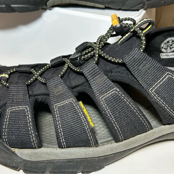 Keen Newport H2 Men's 14 Water Hiking Closed Toe Sandals Athletic 1001907 Black