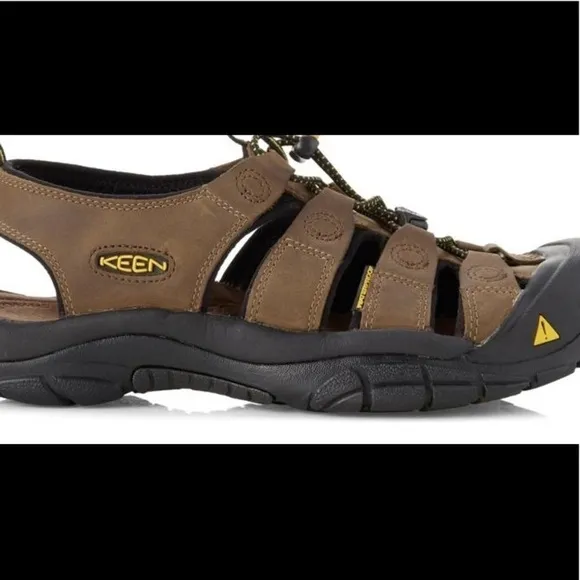 KEEN Newport Sandals - Men's Size 7 Preowned