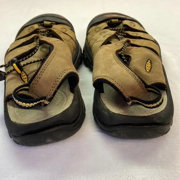 KEEN Newport Sandals - Men's Size 7 Preowned