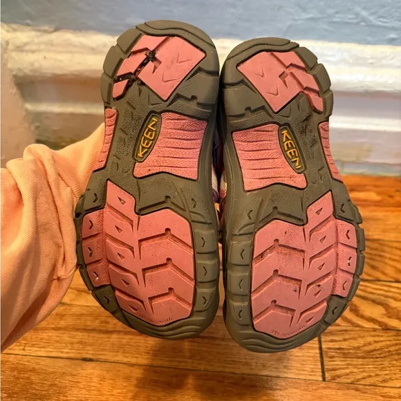 Keen Pink and Gray hiking Sandals