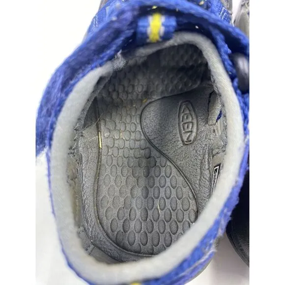 Keen Sandals Blue Big Kids Size 8  Water Hiking