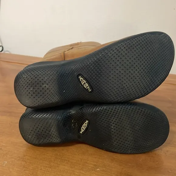 Keen Tall Leather Boots Leather Size 5.5