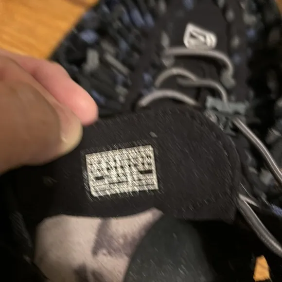 Keen Uneek 1014617 Black Grey Fishermen Hiking Sandals Cord Braided Rope M 11