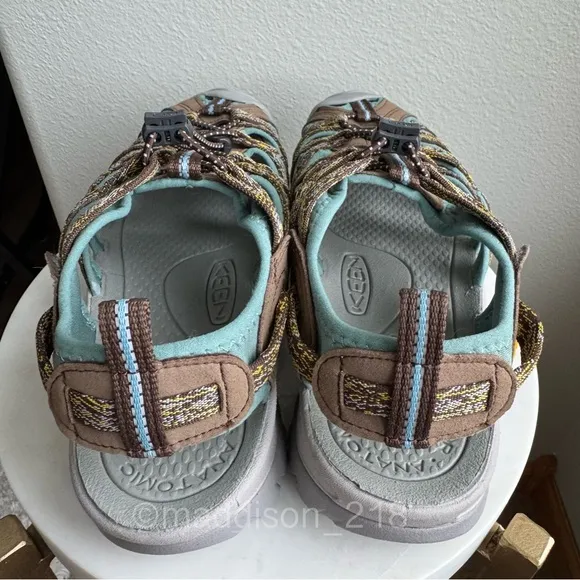 Keen Whisper Cascade Blue Turquoise Tan Brown Hiking Water Sandals New size 10