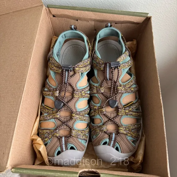 Keen Whisper Cascade Blue Turquoise Tan Brown Hiking Water Sandals New size 10
