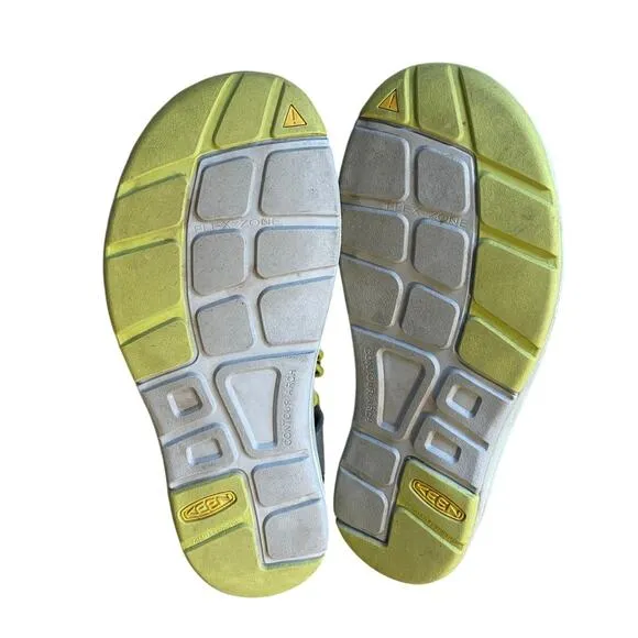 Keen Womans 11 Uneek Open Air Hiking Sneaker Elastic Cord Water Sandals Green