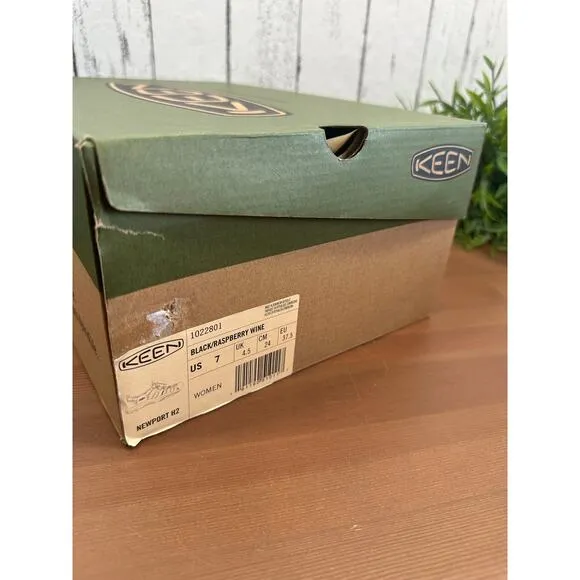 Keen Women's Newport H2 Hiking Water Sandals Size 7