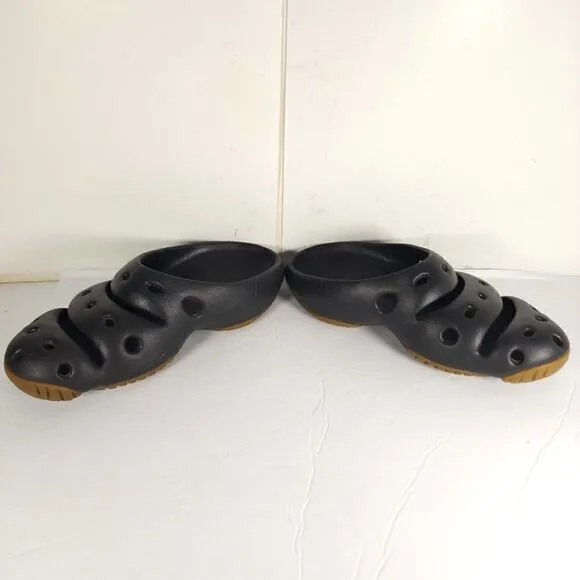 Keen Yogui Arts Graphite Gray Black Slip On Slide Sandals Men's 9 Women's 11